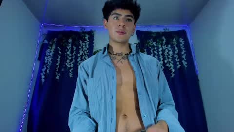 Snapshot of camilo_xcam chatting on February 18, 2025, 7:09 pm CAMILO online show from February 18, 2025, 7:09 pm