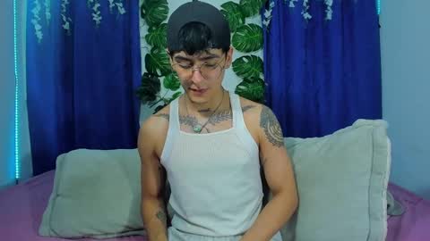 Snapshot of camilo_xcam chatting on February 25, 2025, 9:46 pm CAMILO online show from February 25, 2025, 9:46 pm