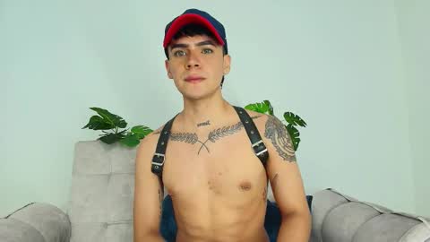 Snapshot of camilo_xcam chatting on September 14, 2025, 4:39 pm CAMILO online show from September 14, 2025, 4:39 pm