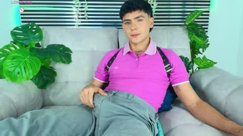 Snapshot of camilo_xcam chatting on April 25, 2026, 10:07 pm CAMILO online show from April 25, 2026, 10:07 pm
