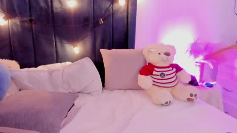 CamiloDoumit online show from January 30, 2025, 2:25 pm