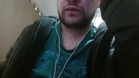 Snapshot of camiloking17 chatting on December 2, 2025, 4:07 am camilo online show from December 2, 2025, 4:07 am