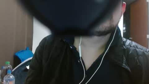 Snapshot of camiloking17 chatting on March 29, 2026, 7:52 am camilo online show from March 29, 2026, 7:52 am