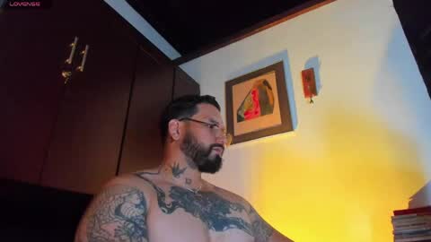 Snapshot of camilomayer chatting on May 11, 2026, 2:45 pm Camilo online show from May 11, 2026, 2:45 pm