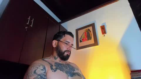 Snapshot of camilomayer chatting on May 14, 2026, 3:19 pm Camilo online show from May 14, 2026, 3:19 pm
