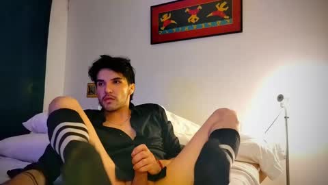 camilo online show from February 9, 2025, 9:16 am