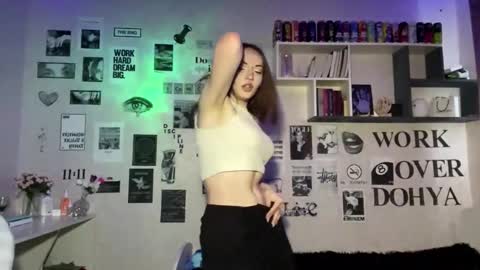 Julia online show from February 27, 2026, 12:38 pm