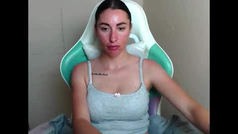 Snapshot of cammila_horn chatting on June 24, 2026, 11:20 am cammila horn online show from June 24, 2026, 11:20 am