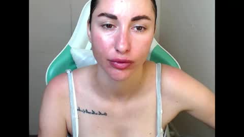 Snapshot of cammila_horn chatting on June 25, 2026, 6:07 am cammila horn online show from June 25, 2026, 6:07 am