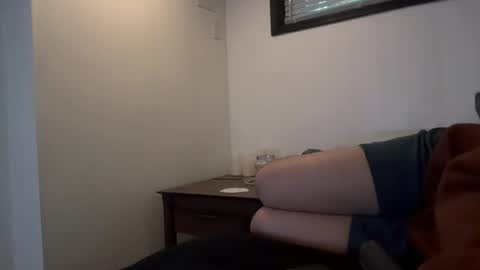 canadianboy204 online show from June 14, 2026, 2:24 am