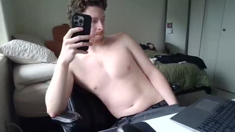 Snapshot of canadianstud18 chatting on February 3, 2025, 7:00 pm Devon online show from February 3, 2025, 7:00 pm