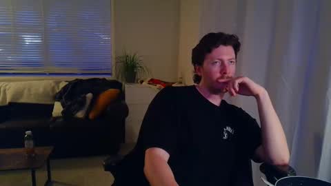 Snapshot of canadianstud18 chatting on March 3, 2025, 2:15 am Devon online show from March 3, 2025, 2:15 am