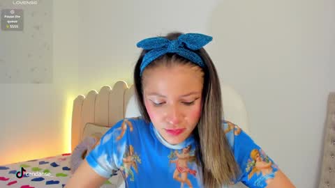 Candase online show from February 1, 2025, 8:29 am