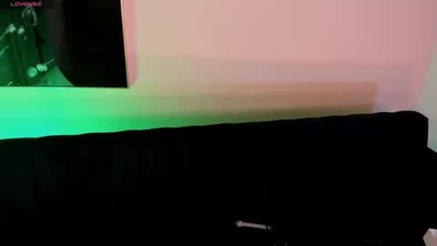  Candanse R  online show from September 11, 2025, 9:15 pm