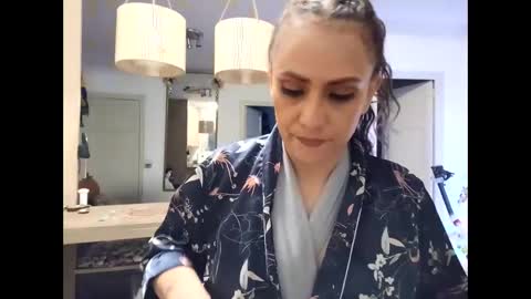 candela online show from December 16, 2024, 7:21 pm