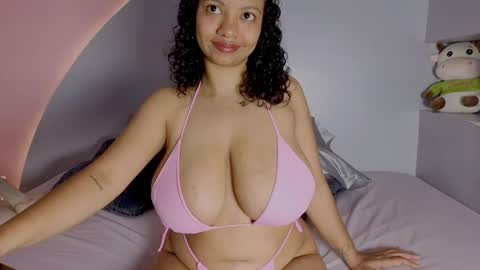 Snapshot of candela_cool chatting on May 13, 2026, 12:46 pm Candela online show from May 13, 2026, 12:46 pm