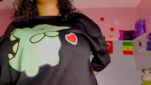 Snapshot of candela_cool chatting on July 11, 2026, 11:35 am Candela online show from July 11, 2026, 11:35 am