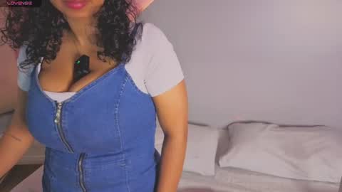 Snapshot of candela_cool chatting on July 22, 2026, 12:08 pm Candela online show from July 22, 2026, 12:08 pm