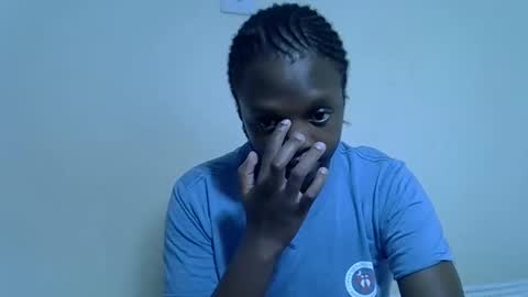 candiemaya online show from April 3, 2026, 6:17 pm