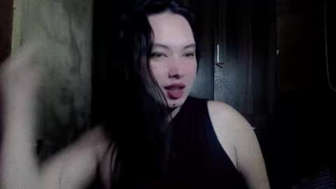 candiiice18 online show from November 3, 2025, 6:31 pm