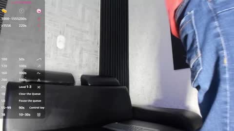 candresruiz online show from October 25, 2025, 11:40 am