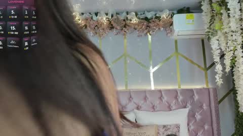 Candy Beck online show from December 23, 2024, 2:39 pm