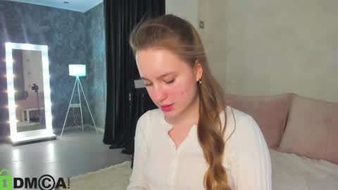 Snapshot of candy_cansew chatting on October 20, 2025, 9:21 am Candy online show from October 20, 2025, 9:21 am