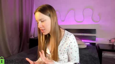 Candy online show from November 8, 2025, 1:17 am