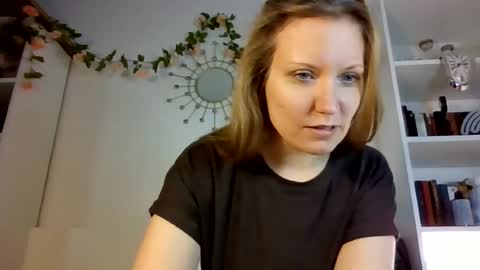 Snapshot of candy_cougar82 chatting on June 15, 2026, 9:22 am Candy Cougar online show from June 15, 2026, 9:22 am