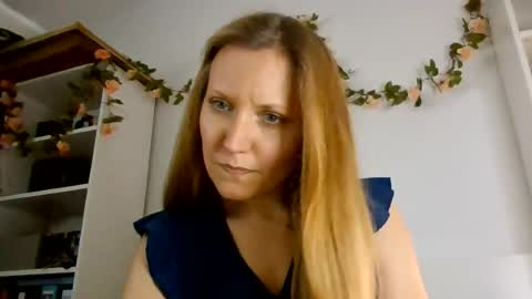 Snapshot of candy_cougar82 chatting on June 22, 2026, 9:50 am Candy Cougar online show from June 22, 2026, 9:50 am