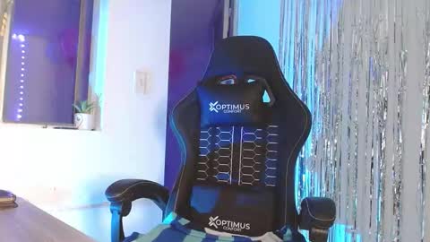 candy_giuliana21 online show from March 6, 2026, 2:08 am