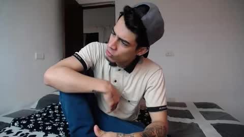 Candy  Grey online show from October 13, 2025, 1:55 pm