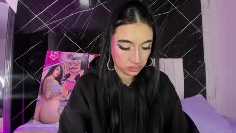 Leila  online show from October 11, 2025, 5:17 am