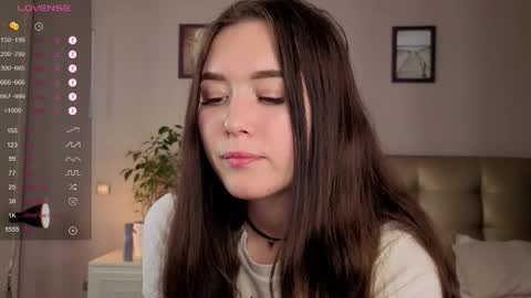 Leya online show from October 7, 2025, 4:04 pm