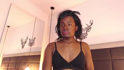 CANDY LOVE  DANNA online show from October 26, 2025, 7:31 pm