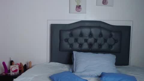 Candy online show from February 24, 2025, 2:58 pm