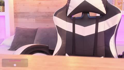 CANDY online show from February 9, 2026, 7:18 pm