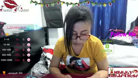 Snapshot of candy_val chatting on December 12, 2024, 6:47 am candy_val online show from December 12, 2024, 6:47 am