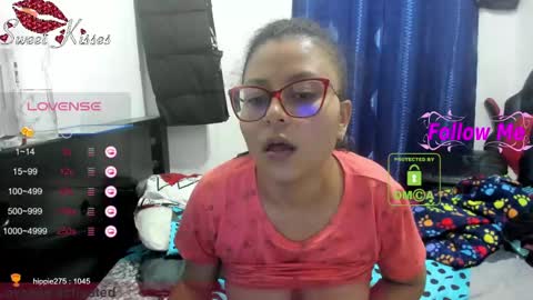 Snapshot of candy_val chatting on February 4, 2025, 6:57 am candy_val online show from February 4, 2025, 6:57 am