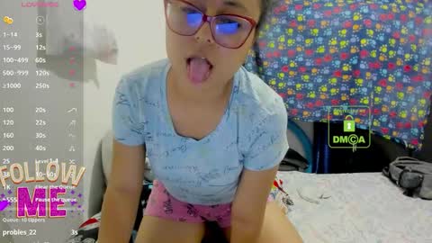 Snapshot of candy_val chatting on September 18, 2025, 7:10 am candy_val online show from September 18, 2025, 7:10 am