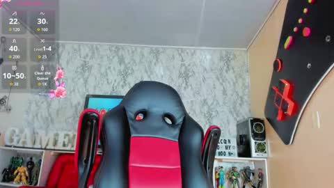 candy_walker__ online show from October 13, 2025, 7:14 pm