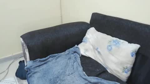 candybrown001 online show from November 14, 2025, 7:40 am