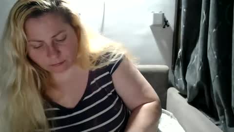 Laura online show from February 13, 2025, 10:43 pm