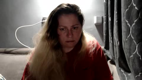 Laura online show from May 12, 2026, 10:07 pm
