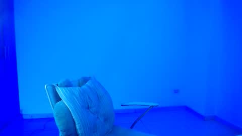 Candy Dowson online show from November 26, 2025, 11:44 am