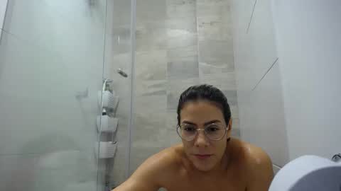 Candy Dowson online show from December 2, 2025, 11:34 pm