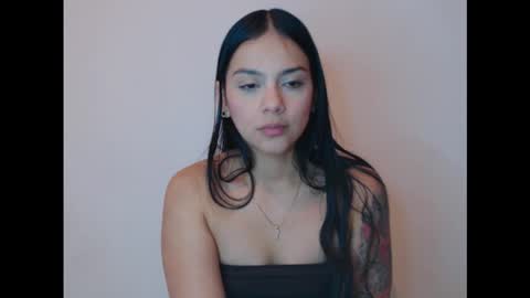 Sara online show from November 8, 2025, 11:36 pm