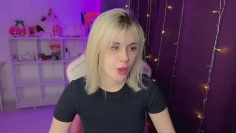 You can call me HH online show from December 3, 2025, 5:44 pm