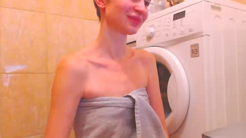 CANDYJESx online show from January 30, 2025, 1:53 pm