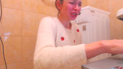 CANDYJESx online show from February 2, 2025, 11:51 am